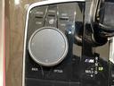 M50i アダプティブクルーズコントロール レーンキピングアシスト ステアリングヒーター シートベンチレーション シートヒーター イージークローズ オプション22インチAW レーダー探知機 ドライブレコーダー(22枚目)