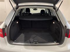 ��٥顼��ϥ���С����롼�פΣ£ͣס���륻�ǥ��٥�ġ������ǥ��ʤɤ�͢��������Ź�Ǥ��� 2