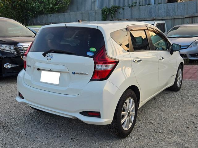 ノート e-パワー X ワンオーナー スマートキ ハイブリッド車 地デジTV メモリーナビ ETC バックカメラ 衝突軽減装置 LEDヘッドライト Bluetooth オートライト(7枚目)