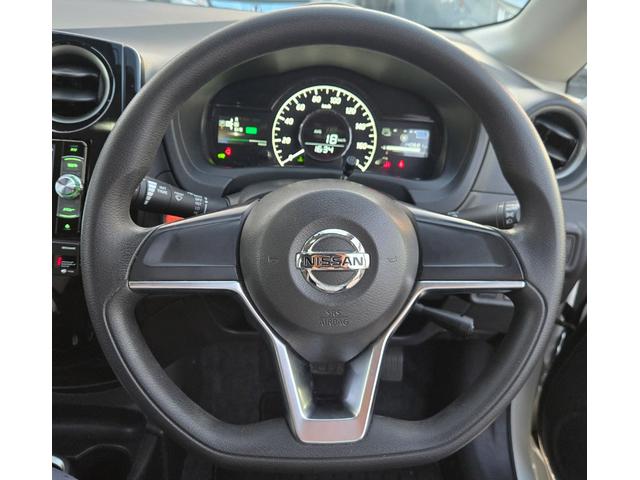 ノート e-パワー X ワンオーナー スマートキ ハイブリッド車 地デジTV メモリーナビ ETC バックカメラ 衝突軽減装置 LEDヘッドライト Bluetooth オートライト(19枚目)