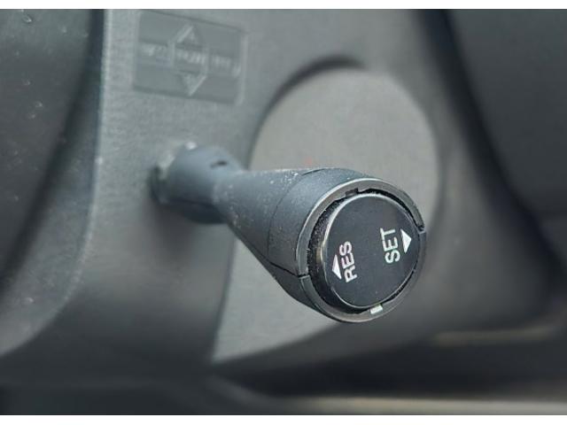 ノート e-パワー X ワンオーナー スマートキ ハイブリッド車 地デジTV メモリーナビ ETC バックカメラ 衝突軽減装置 LEDヘッドライト Bluetooth オートライト(28枚目)