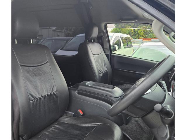 ハイエースコミューター スーパーロングＧＬ　３ナンバー１０人乗り構造変更　スマートキ　ＬＥＤヘッドライト　衝突被害軽減システム　バックカメラ　パワースライドドア　ＥＴＣ　全席フルフラット　前後ドライブレコーダー　Ｂｌｕｅｔｏｏｔｈ　車載用冷蔵庫（9枚目）