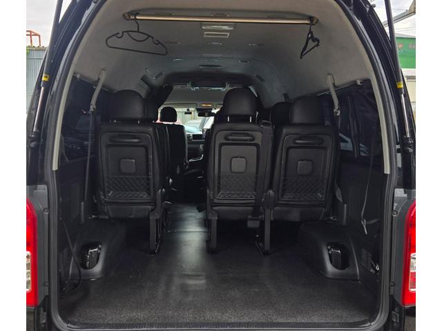 ハイエースコミューター スーパーロングＧＬ　３ナンバー１０人乗り構造変更　スマートキ　ＬＥＤヘッドライト　衝突被害軽減システム　バックカメラ　パワースライドドア　ＥＴＣ　全席フルフラット　前後ドライブレコーダー　Ｂｌｕｅｔｏｏｔｈ　車載用冷蔵庫（19枚目）