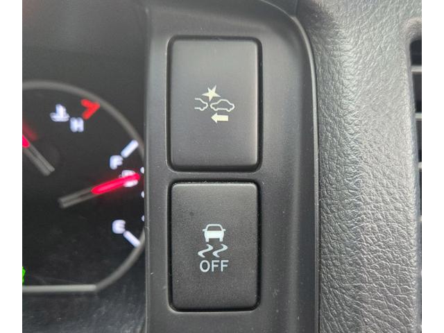 ハイエースコミューター スーパーロングＧＬ　３ナンバー１０人乗り構造変更　スマートキ　ＬＥＤヘッドライト　衝突被害軽減システム　バックカメラ　パワースライドドア　ＥＴＣ　全席フルフラット　前後ドライブレコーダー　Ｂｌｕｅｔｏｏｔｈ　車載用冷蔵庫（29枚目）