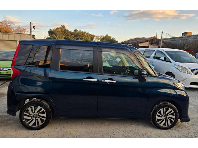 ルーミー カスタムG S フルセグナビ・TV 両側電動スライド LED バックカメラ 衝突軽減ブレーキ スマートキー Bluetooth オートクルコン コーナーセンサー シートヒーター オートライト アイドリングストップ(4枚目)