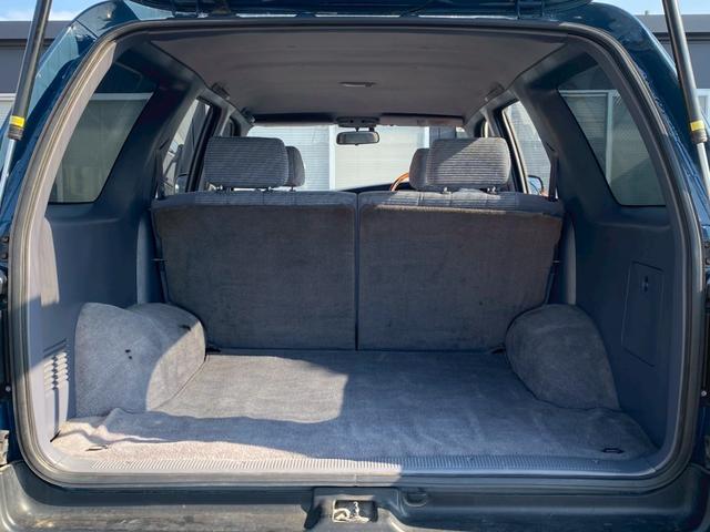 ハイラックスサーフ ＳＳＲ－Ｘ　アクティブパッケージＩ　ワイド　オールペン　２インチリフトアップ　４ＷＤ　ＥＴＣ　社外ナビ　フルセグＴＶ　ＣＤ　Ｂｌｕｅｔｏｏｔｈ　ＦＭ／ＡＭ（15枚目）