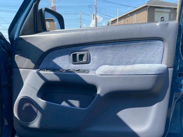 ハイラックスサーフ ＳＳＲ－Ｘ　アクティブパッケージＩ　ワイド　オールペン　２インチリフトアップ　４ＷＤ　ＥＴＣ　社外ナビ　フルセグＴＶ　ＣＤ　Ｂｌｕｅｔｏｏｔｈ　ＦＭ／ＡＭ（27枚目）