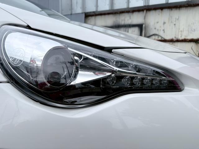 ８６ ＧＴリミテッド　ブラックパッケージ　ＥＴＣ　バックカメラ　ドライブレコーダー　ブレンボキャリバー　ＬＥＤヘッドライトフォグランプ　純正アルミホイール（10枚目）