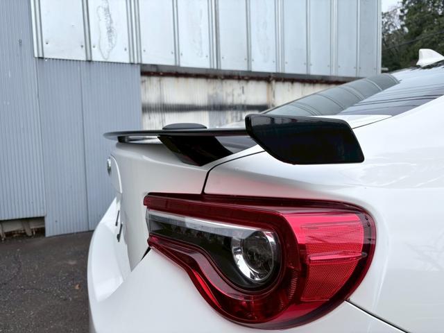 ８６ ＧＴリミテッド　ブラックパッケージ　ＥＴＣ　バックカメラ　ドライブレコーダー　ブレンボキャリバー　ＬＥＤヘッドライトフォグランプ　純正アルミホイール（47枚目）
