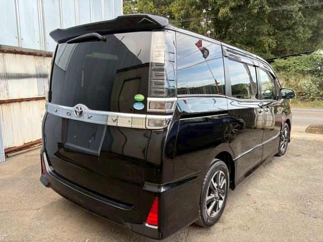 ヴォクシー ZS 煌 フロントリアドライブレコーダー LEDヘッドライトフォークライト 純正アルミホイル ETC(3枚目)