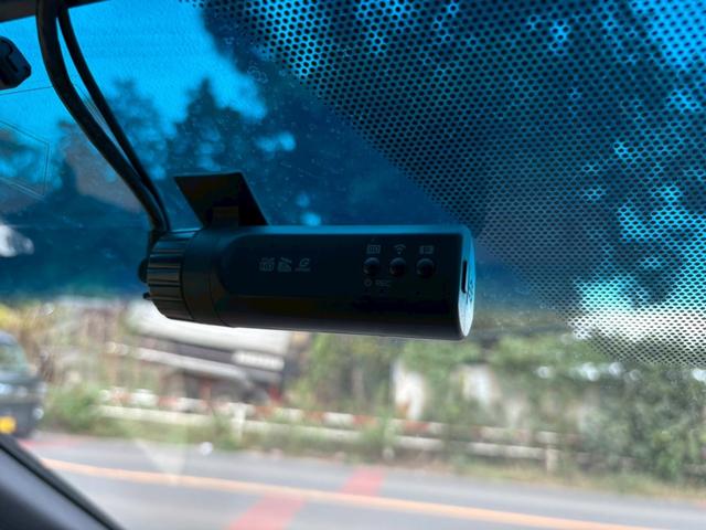 ヴォクシー ZS 煌 フロントリアドライブレコーダー LEDヘッドライトフォークライト 純正アルミホイル ETC(20枚目)