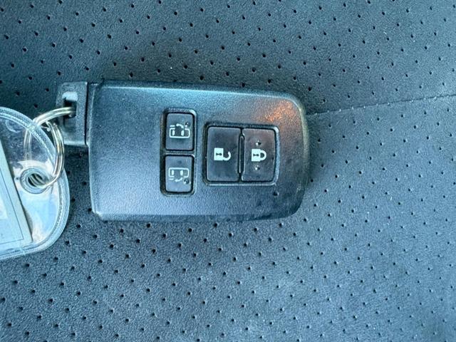 アルファード ２．５Ｓ　７人乗り　ＥＴＣ　バックカメラ　フリップダウンモニター（31枚目）