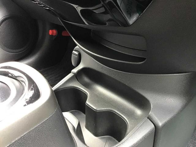 ノート ｅ－パワー　Ｘ　ＦＯＵＲ　ブルートゥース　踏み間違い防止　横滑り防止機能　ソナー　切替４ＷＤ　ＥＴＣ車載器　フルセグテレビ　パワーステアリング　ドライブレコーダー　ＡＢＳ　パワーウインドウ　スマートキー　オートエアコン　ＴＶ（36枚目）
