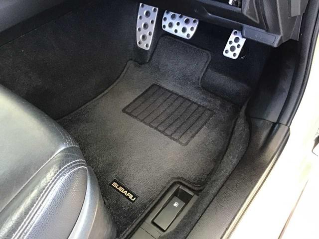 ＸＶ ２．０ｉ－Ｌ　アイサイト　車線逸脱　スマートキー・プッシュスタート　前席シートヒーター　盗難防止装置　４ＷＤ　電動シート　ＥＴＣ車載器　パワーウィンドウ　ＡＡＣ　衝突安全ボディ　ＡＢＳ　キーフリーシステム　パワーステアリング（22枚目）