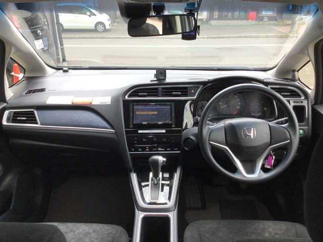 シャトル Ｇ　盗難防止装置　ＥＴＣ車載器　パワーウインドウ　キーレスエントリー　エアバッグ　電動格納ミラー　オートエアコン　４ＷＤ　ナビ　ドラレコ　パワーステアリング　横滑り防止装置　ＤＶＤ再生可　Ｒカメラ（23枚目）