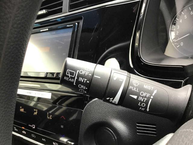 シャトル Ｇ　盗難防止装置　ＥＴＣ車載器　パワーウインドウ　キーレスエントリー　エアバッグ　電動格納ミラー　オートエアコン　４ＷＤ　ナビ　ドラレコ　パワーステアリング　横滑り防止装置　ＤＶＤ再生可　Ｒカメラ（26枚目）
