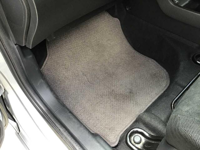 シャトル Ｇ　盗難防止装置　ＥＴＣ車載器　パワーウインドウ　キーレスエントリー　エアバッグ　電動格納ミラー　オートエアコン　４ＷＤ　ナビ　ドラレコ　パワーステアリング　横滑り防止装置　ＤＶＤ再生可　Ｒカメラ（50枚目）