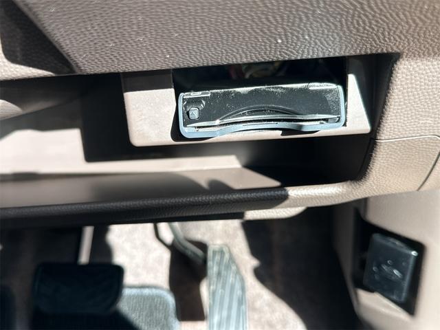 アルトラパンショコラ X ETC バックカメラ ナビ TV オートライト HID スマートキー アイドリングストップ 電動格納ミラー ベンチシート CVT 盗難防止システム ABS USB 衝突安全ボディ エアコン(11枚目)