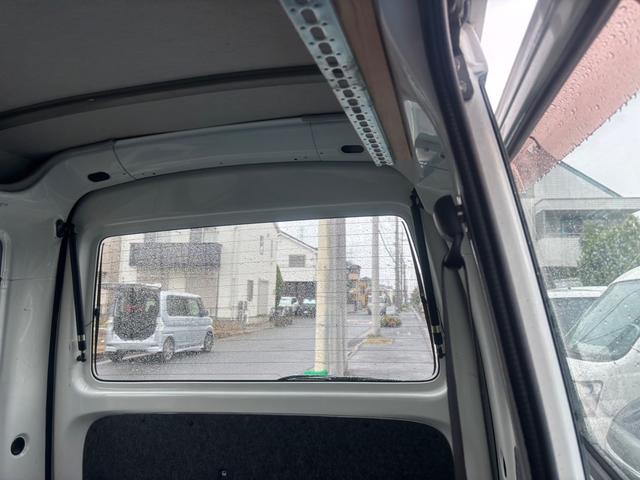 ハイゼットカーゴ スペシャルクリーン　整備記録簿Ｒ６年３月Ｒ４年１月・集中ドアロック・スペアーキー・４ＷＤ・取扱説明書・リアワイパー・ルーフキャリア（12枚目）