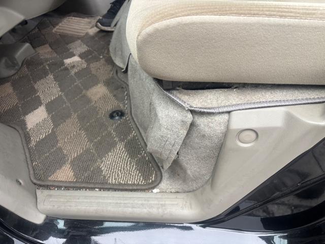 アトレーワゴン カスタムターボＲＳリミテッド　ターボ・車検Ｒ９／７月まで・左側パワースライドドア・ウインカーミラー・リアスポイラー・ナビ＆ワンセグＴＶ／Ｂｌｕｅｔｏｏｔｈ対応・純正ＡＷ・フロントフォグランプ（63枚目）