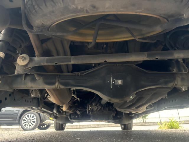 アトレーワゴン カスタムターボＲＳリミテッド　ターボ・車検Ｒ９／７月まで・左側パワースライドドア・ウインカーミラー・リアスポイラー・ナビ＆ワンセグＴＶ／Ｂｌｕｅｔｏｏｔｈ対応・純正ＡＷ・フロントフォグランプ（70枚目）