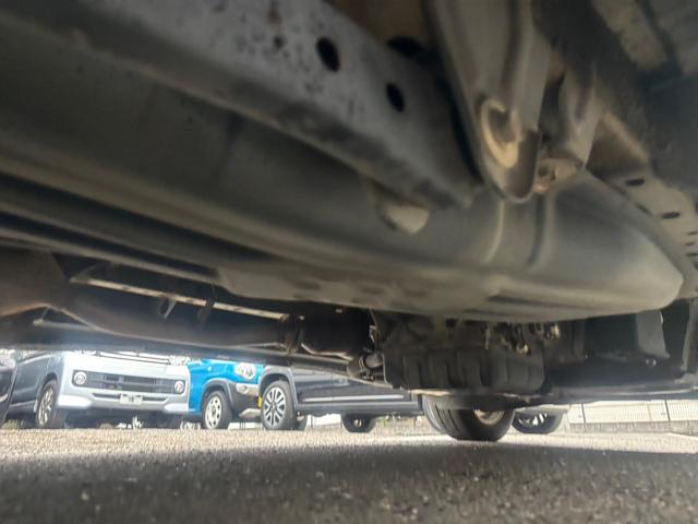 アトレーワゴン カスタムターボＲＳリミテッド　ターボ・車検Ｒ９／７月まで・左側パワースライドドア・ウインカーミラー・リアスポイラー・ナビ＆ワンセグＴＶ／Ｂｌｕｅｔｏｏｔｈ対応・純正ＡＷ・フロントフォグランプ（74枚目）