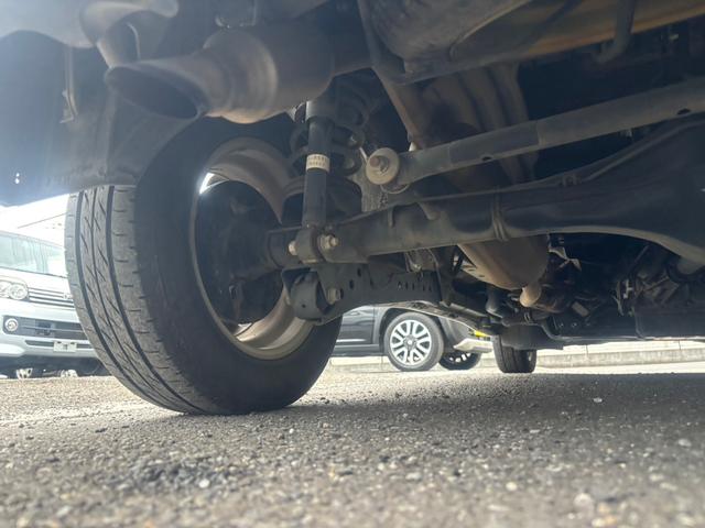 アトレーワゴン カスタムターボＲＳリミテッド　ターボ・車検Ｒ９／７月まで・左側パワースライドドア・ウインカーミラー・リアスポイラー・ナビ＆ワンセグＴＶ／Ｂｌｕｅｔｏｏｔｈ対応・純正ＡＷ・フロントフォグランプ（78枚目）