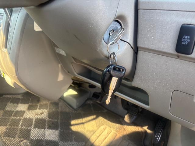 アトレーワゴン カスタムターボＲＳリミテッド　キーレスエントリー・パワースライドドア・フロントフォグランプ・ターボ・（70枚目）