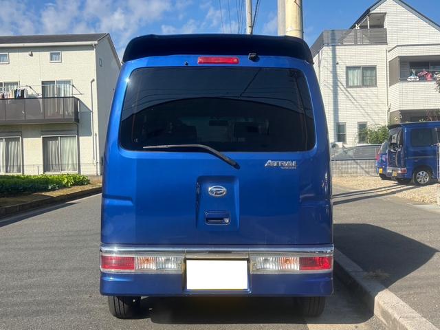 アトレーワゴン カスタムターボＲＳリミテッド　車検令和９年１１月・純正ナビ＆フルセグＴＶ＆バックカメラ付き・キーレスエントリー・ターボ・フロントフォグ・サイドバイザー・電動格納ウインカーミラー・純正ＡＷ・リアスポイラー・左側パワースライドドア（3枚目）