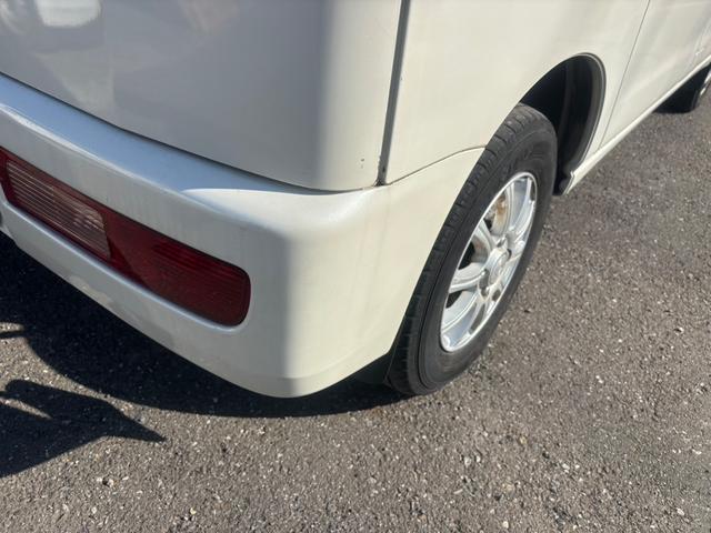 ハイゼットカーゴ クルーズターボ　車検令和８年１０月・ターボ搭載・キーレスエントリー・前席パワーウインドウ・社外ＡＷ・両側スライドドア・サイドバイザー・ナビ＆ＴＶ・ＥＴＣ・ルーフキャリア（18枚目）