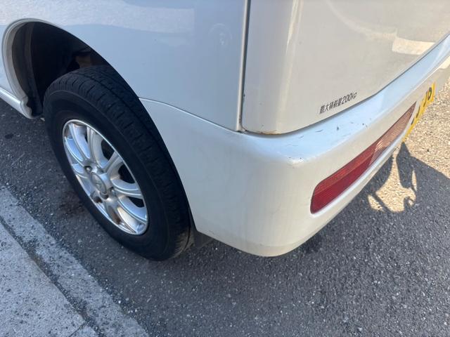 ハイゼットカーゴ クルーズターボ　車検令和８年１０月・ターボ搭載・キーレスエントリー・前席パワーウインドウ・社外ＡＷ・両側スライドドア・サイドバイザー・ナビ＆ＴＶ・ＥＴＣ・ルーフキャリア（20枚目）