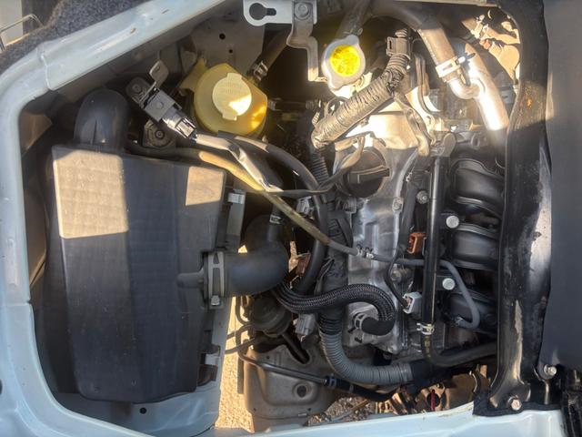 ハイゼットカーゴ クルーズターボ　車検令和８年１０月・ターボ搭載・キーレスエントリー・前席パワーウインドウ・社外ＡＷ・両側スライドドア・サイドバイザー・ナビ＆ＴＶ・ＥＴＣ・ルーフキャリア（34枚目）