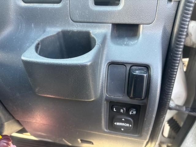 ハイゼットカーゴ クルーズターボ　車検令和８年１０月・ターボ搭載・キーレスエントリー・前席パワーウインドウ・社外ＡＷ・両側スライドドア・サイドバイザー・ナビ＆ＴＶ・ＥＴＣ・ルーフキャリア（44枚目）