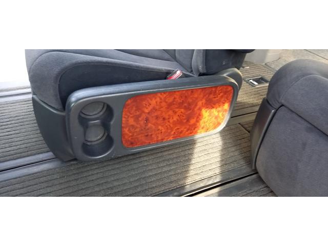 エスティマ ２．４アエラス　Ｇエディション　クルーズコントロール！フルセグテレビ　両側パワースライド　スマートキー　車検９年４月まで　ＥＴＣ（41枚目）
