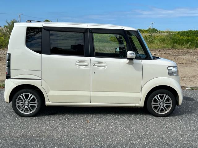 Ｎ－ＢＯＸ Ｇ・Ｌパッケージ　４ＷＤ　Ｂｌｕｅｔｏｏｔｈナビ　バックカメラ　片側電動スライドドア　スペアキー（8枚目）