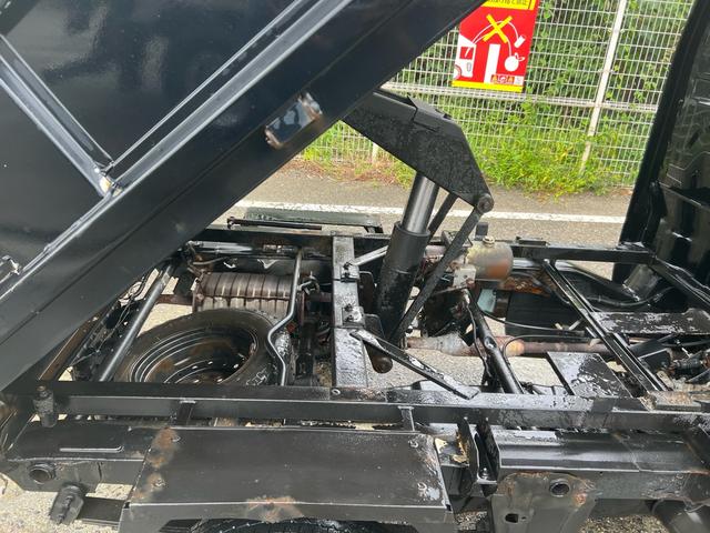 キャリイトラック KCエアコン・パワステ 頑丈ダンプ MT 4WD 2WD切り替え(20枚目)
