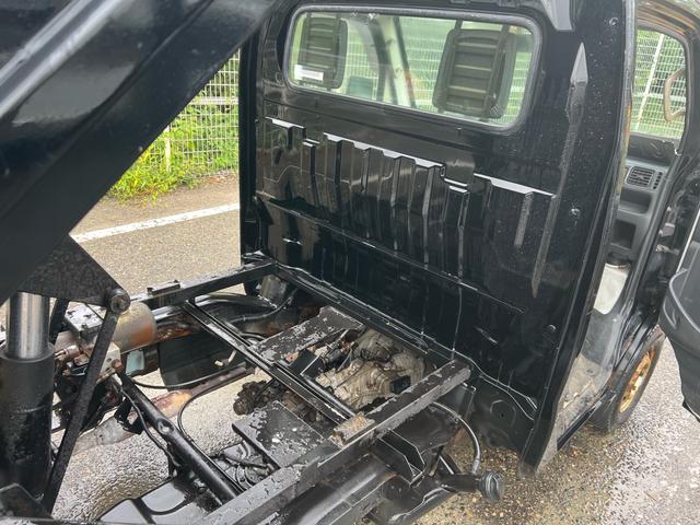 キャリイトラック KCエアコン・パワステ 頑丈ダンプ MT 4WD 2WD切り替え(23枚目)