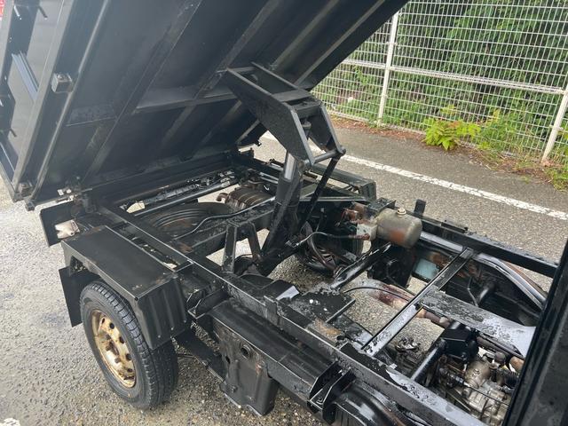 キャリイトラック KCエアコン・パワステ 頑丈ダンプ MT 4WD 2WD切り替え(24枚目)