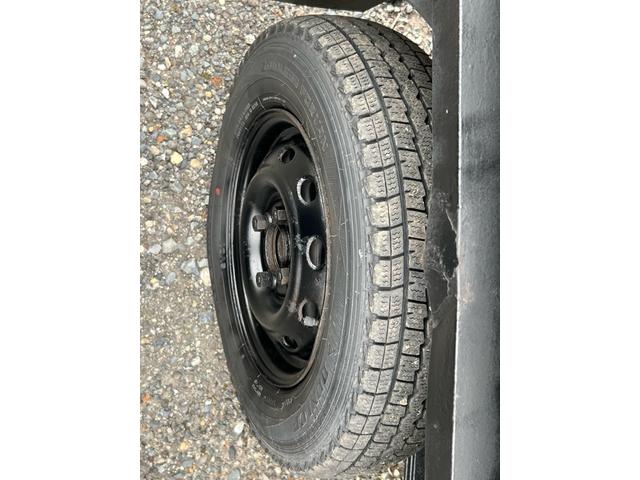 キャリイトラック KCエアコン・パワステ 頑丈ダンプ MT 4WD 2WD切り替え(27枚目)