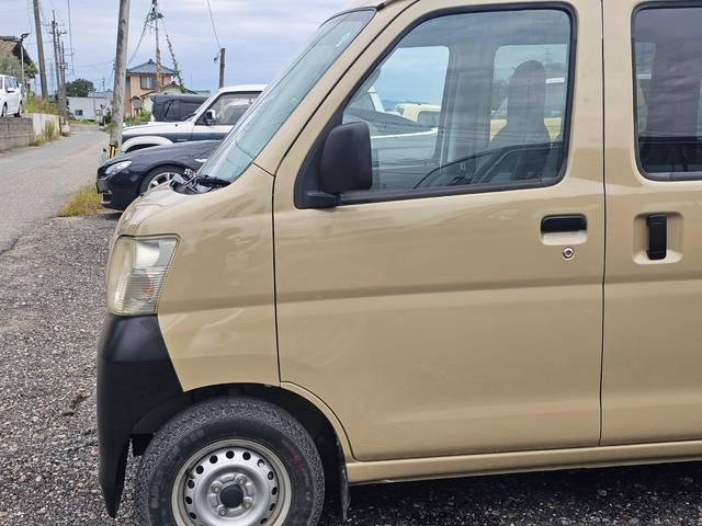 ハイゼットカーゴ DX ハイルーフ 4WD (ベージュ)全塗装  3万キロ(13枚目)