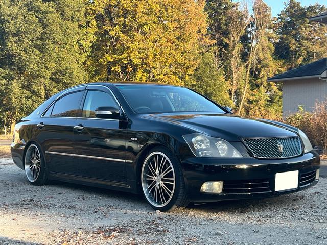 クラウン アスリートGパッケージ 全塗装済み 全席パワーシート 全席シートヒーター 車庫長 社外19インチアルミ LED ヘッドライト 冷蔵庫 ETC クルーズコントロール(2枚目)