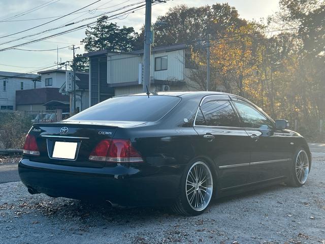 クラウン アスリートGパッケージ 全塗装済み 全席パワーシート 全席シートヒーター 車庫長 社外19インチアルミ LED ヘッドライト 冷蔵庫 ETC クルーズコントロール(11枚目)