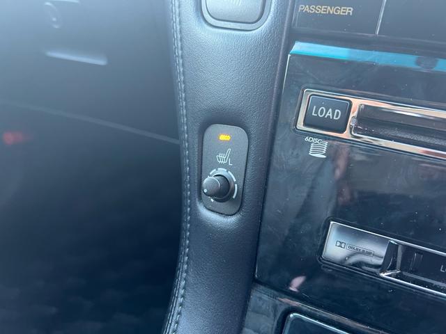 クラウン アスリートGパッケージ 全塗装済み 全席パワーシート 全席シートヒーター 車庫長 社外19インチアルミ LED ヘッドライト 冷蔵庫 ETC クルーズコントロール(36枚目)