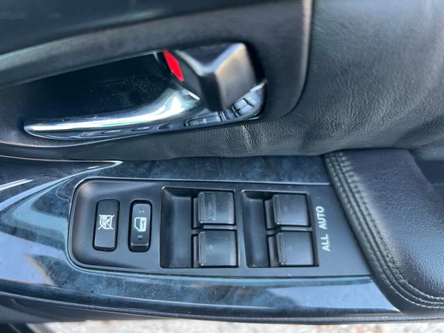 クラウン アスリートGパッケージ 全塗装済み 全席パワーシート 全席シートヒーター 車庫長 社外19インチアルミ LED ヘッドライト 冷蔵庫 ETC クルーズコントロール(39枚目)