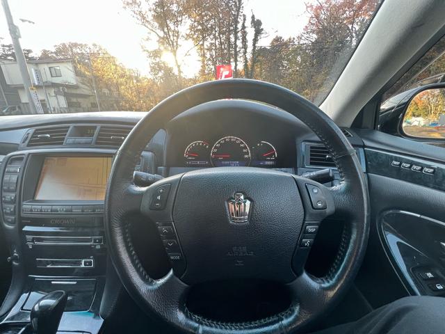 クラウン アスリートGパッケージ 全塗装済み 全席パワーシート 全席シートヒーター 車庫長 社外19インチアルミ LED ヘッドライト 冷蔵庫 ETC クルーズコントロール(40枚目)