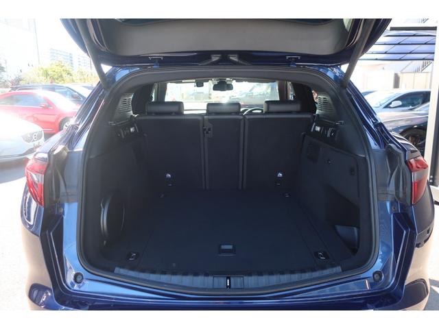 ステルヴィオ ２．０ターボ　Ｑ４スポーツパッケージ　１オーナー車　純正ディスプレイオーディオ＆Ｂトゥース＆Ｂカメラ　ハーマンカードンサウンドシステム　専用インテリア＆レザースポーツシート　シートヒーター　Ｐシート　パワーバックドア　ＬＥＤライト　専用１９インチアルミ（22枚目）
