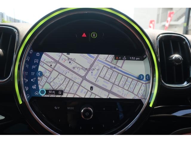 ＭＩＮＩ クーパーＤクロスオーバー　後期型　ＯＰレザーシートインテリア　純正ナビ＆ＵＳＢ＆Ｂトゥース＆Ｂカメラ　専用インテリア＆ＯＰブラウンレザーシート　シートヒーター　ＬＥＤヘッドライト　ＬＥＤフォグ　ユニオンジャックＬＥＤテール　パワーバックドア　純正ブラック１７ＡＷ（29枚目）