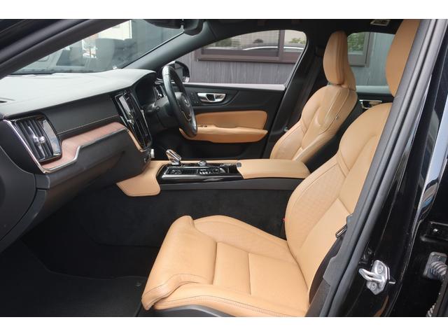 Ｓ６０ リチャージ　ＰＨＶ　Ｔ６　ＡＷＤ　インスクリプション　Ａｐｐｌｅ　Ｃａｒ　Ｐｌａｙ対応純正ナビ＆フルセグＴＶ＆全方位カメラ　専用インテリア＆本革シート　シートマッサージ機能　シートヒーター　シートＡＣ　電動サンルーフ　純正１９インチＡＷ　ＬＥＤライト（18枚目）
