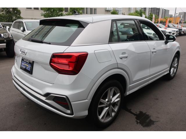 Ｑ２ ３５ＴＦＳＩ　Ｓライン　後期型　純正ナビ＆ＴＶ＆Ｂカメラ　専用エアロ　専用１８インチＡＷ　パワーバックドア　ＬＥＤヘッドライト　ＬＥＤライナー　専用インテリア＆ハーフレザーシート　シートヒーター　ミラーヒーター　スマートキー　衝突軽減ブレーキサポート（12枚目）