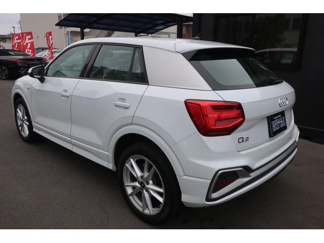 Ｑ２ ３５ＴＦＳＩ　Ｓライン　後期型　純正ナビ＆ＴＶ＆Ｂカメラ　専用エアロ　専用１８インチＡＷ　パワーバックドア　ＬＥＤヘッドライト　ＬＥＤライナー　専用インテリア＆ハーフレザーシート　シートヒーター　ミラーヒーター　スマートキー　衝突軽減ブレーキサポート（14枚目）